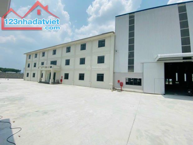 Cho thuê Xưởng mới 12.000m2, Gía : 95.000 đ/m²/tháng trong KCN Bầu Bàng Bình Dương - 1