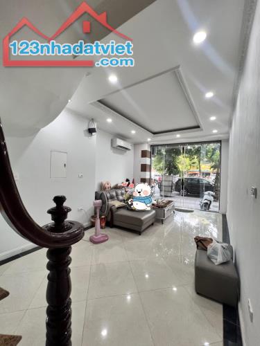 ⚜️ Nhà 7 Tầng Thang máy, Mặt phố Tây Sơn, Đống Đa, 30m2 MT 4m, Ở và KD, Chỉ 20.5 Tỷ ⚜️ - 1