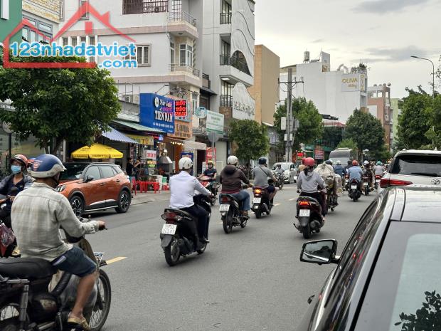 Bán nhà 12x25m MT 142 Tân Sơn Nhì, P. Tân Sơn Nhì, Q. Tân Phú, HCM. Giá 75 tỷ - 4