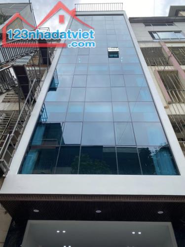 Bán nhà mặt phố Nguyễn Khánh Toàn, Cầu Giấy. 126 m2 x 7T x Mt 7,2 m. Ô Tô KD VP Cho Thuê