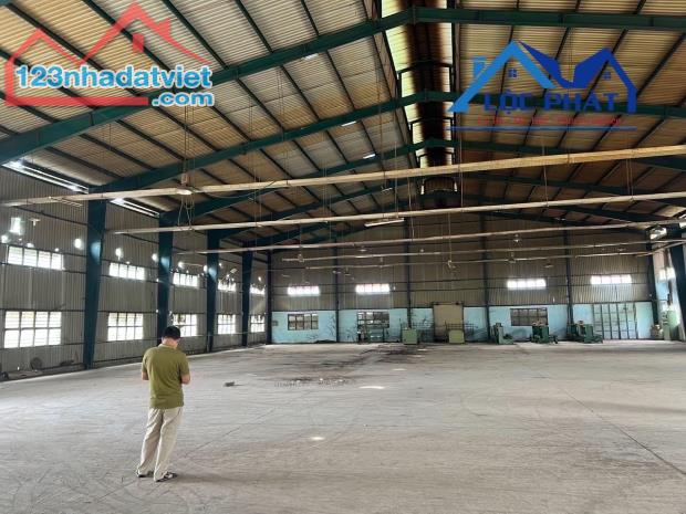 Cho thuê xưởng 5.000 m2 giá chỉ 200 triệu KCN Trảng Bom Đồng Nai - 1