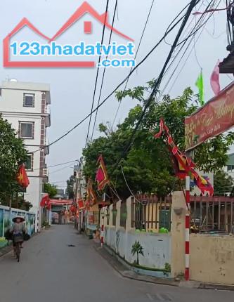 3 TỶ - MẶT ĐƯỜNG TRỤC CHÍNH ĐƯỜNG DƯƠNG ĐỨC HIỀN, LÔ GÓC 50M2 GIAO TẤT A, KIM SƠN