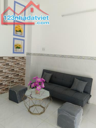 Bán Nhà SHR 1 lầu 2PN, DTSD100m2, ngay ngã Ba Tân Kim, Quốc Lộ 50 - 1