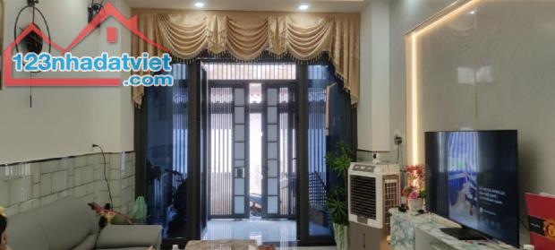 🏠quận 8,phạm thế hiển ,4 tầng ,39.5m2 ,hẻm 3m ,nhỉnh 6,x tỷ