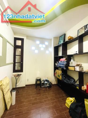 NHÀ QUẬN 10 NGAY RẠP HÁT HÒA BÌNH, HẺM NHỰA 8M THÔNG KINH DOANH, XE TẢI ĐẬU CỬA, 10 TỶ HƠN - 5