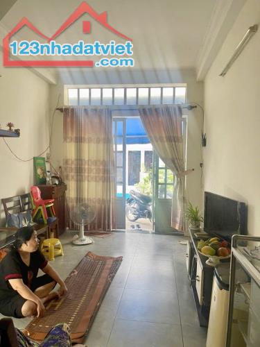 NHÀ BÁN TÂN PHÚ - GÒ DẦU - 41M2 - 2 TẦNG - 2PN-2WC- TRƯỚC NHÀ 5M-SHR - GIÁ 3,75 T  Mô tả : - 2