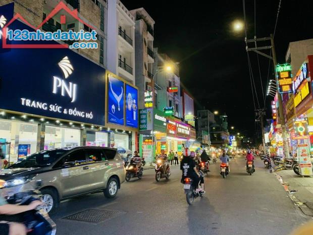 Bán nhà MTKD đường Tân Hương - P. Tân Quý - DT: 8x17m - 2 lầu st - Giá: 21 tỷ