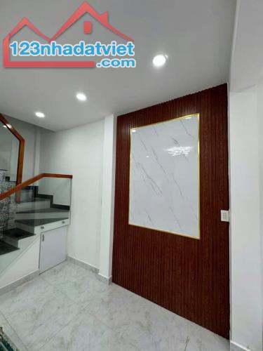 Bán gấp nhà Cô Bắc, Cô Giang, Quận 1. Giá 2,75 tỷ/48m2, SHR - 3