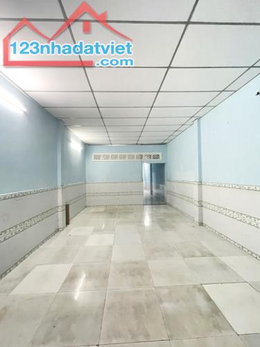 Bán nhà C4 100m2, đường ô tô, Linh Đông, Thủ Đức, giá 5,45 tỷ