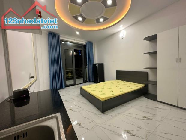 11.2 TỶ ( ĐÃ HẠ 700 TRIỆU ) - MẶT TIỀN 5 TẦNG – 64MV – 7 PHÒNG NGỦ - THU NHẬP MỘT NĂM 420 - 4
