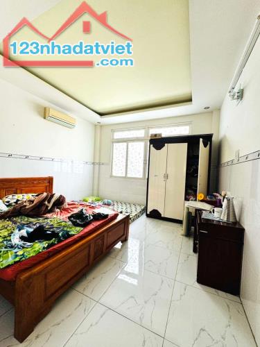 Ô TÔ NGỦ Ở NHÀ, VÒNG XOAY PHÚ LÂM, KINH DƯƠNG VƯƠNG, F13, Q6, 3 TẦNG MỚI, 65M2, 10.8 TỶ - 3