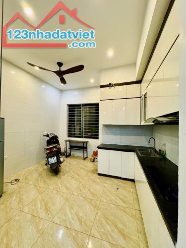 Nhà đẹp dân xây Láng Hạ- Đống Đa, 55m2-4 ngủ-7 tỷ.