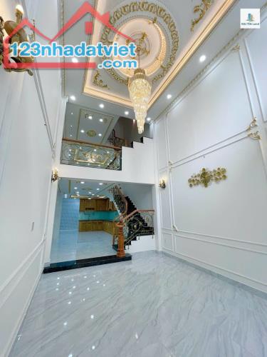 NHÀ QUỐC LỘ 13, HIỆP BÌNH PHƯỚC, 5 TẦNG, HẺM XE HƠI, CÓ SÂN ĐẬU OTO, CHỈ 9.5 TỶ. - 1