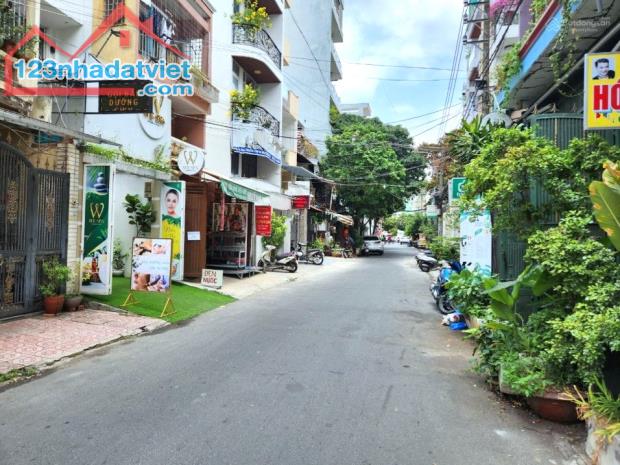 MẶT TIỀN HẺM 10M CÓ LỀ, NGAY CẦU 3/2 & THÀNH THÁI, QUẬN 10, KINH DOANH ĐA NGÀNH 24H 8 TỶ X