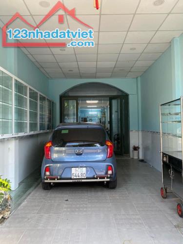 Bán Tài sản Mặt tiền Siêu Vip, chủ đang nợ NH. MT Cộng Hoà, Q. Tân Bình, 141m2, 4 Tầng - 1