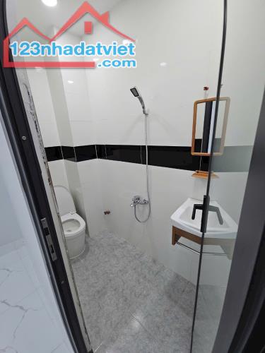 Bán nhà 62m2, 4pn, 4wc, đường Âu Dương Lân, P3, giá chỉ 5,15 tỷ - 4