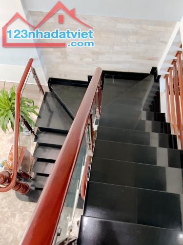 Nhà đẹp vào ở ngay Cống Lở (Trần Thị Trọng), Tân Bình, 66m2, 4 tầng chỉ nhỉnh 8 tỷ còn TL - 2
