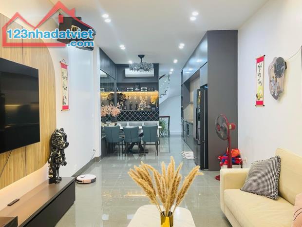 PHÂN LÔ ĐỀN LỪ, HOÀNG MAI, VỈA HÈ RỘNG, Ô TÔ TRÁNH, GARA - 3