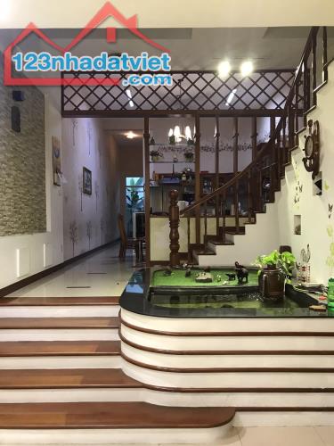 NHÀ NÚI THÀNH -152M2 - 3 TẦNG - Ô TÔ TẬN NHÀ - KHU QUÂN ĐỘI - VỪA Ở VỪA KINH DOANH -11.2 T - 4