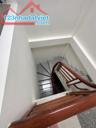 Hoa Hậu về tại phụng châu – 60m2m2, MT:4m ngõ thông 4,5m ô tô cất trong nhà Giá chỉ 3tỷ - 4