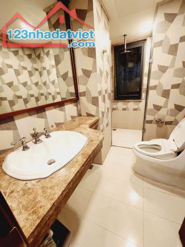 BÁN NHÀ LÔ GÓC 6T PHỐ NGUYÊN HỒNG, DT 60M, Ô TÔ VÒNG QUANH, KINH DOANH - 4