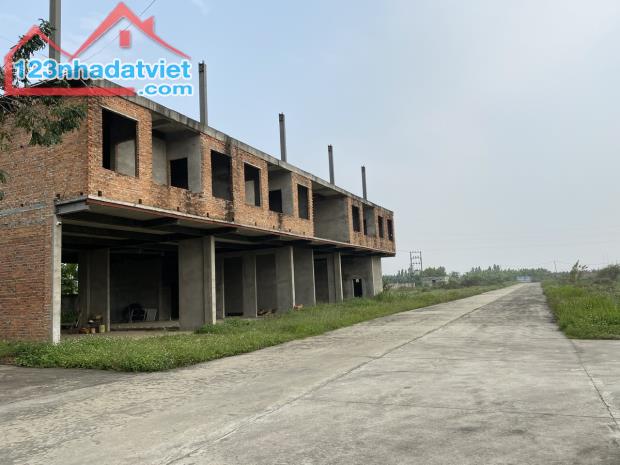 Cho thuê 8000m2-10000m2 kho xưởng và chuyển nhượng dự án 4,2ha tại xã Vạn Xuân, Tam Nông, - 1