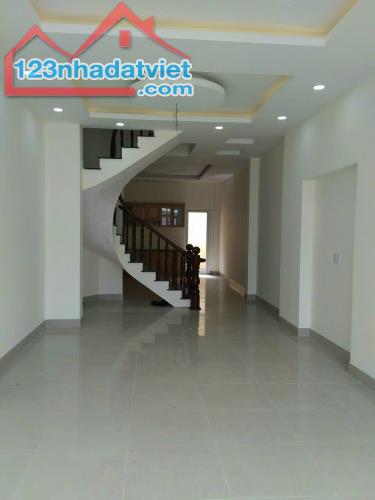 BÁN NHÀ 3 LẦU, 95M2,  MT LÊ HỮU KIỀU, BÌNH TRƯNG TÂY, Q2, GIÁ 13.5 TỶ TL - 1