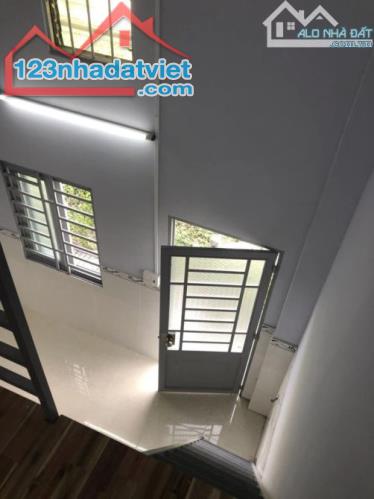 Cần Bán Đất Kèm Dãy Trọ 4 Phòng 125m2 Đất ,Sổ Hồng Riêng 1ty250 Triệu chợ Xuân Thới Thượng - 2