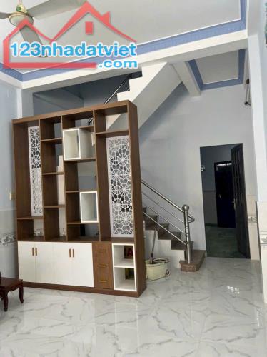 CHÍNH CHỦ GỞI BÁN NHÀ 1 TRỆT 3 LẦU MẶT TIỀN KINH DOANH ĐƯỜNG BÙI HỮU NGHĨA. GIÁ 5,7 TỶ TL - 1