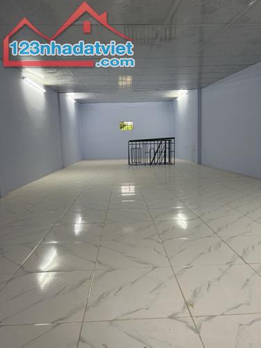 CHÍNH CHỦ CHO THUÊ NHÀ MỚI XÂY DIỆN TÍCH 100M2 TẠI QUẬN 12-TP HỒ CHÍ MINH - 3