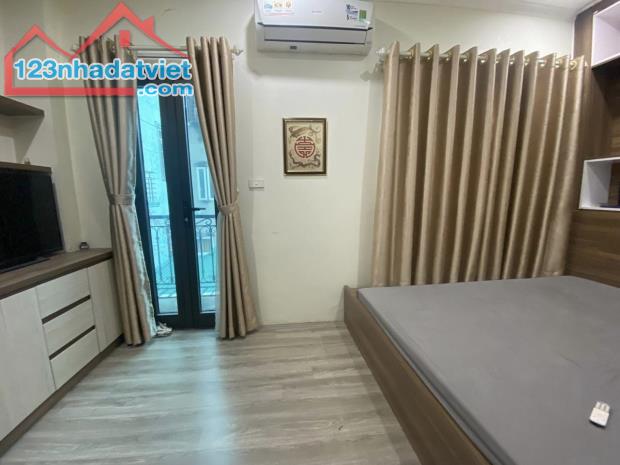 Bán nhà phố Minh Khai, Hai Bà Trưng 52m, 6 tầng. Giá: 11.8 tỷ - 2