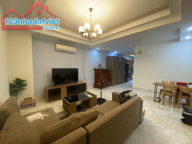 Cho thuê cc 250 Minh Khai – Minh Khai – Hai Bà Trưng, 74m, 2PN, full đồ, 11,5tr