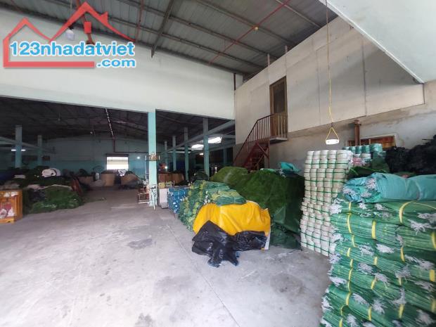 Cho thuê kho xưởng 1.000m2 ở Đức Hòa, Long An giá 65tr/tháng Lh: 0949 861 287 - 2