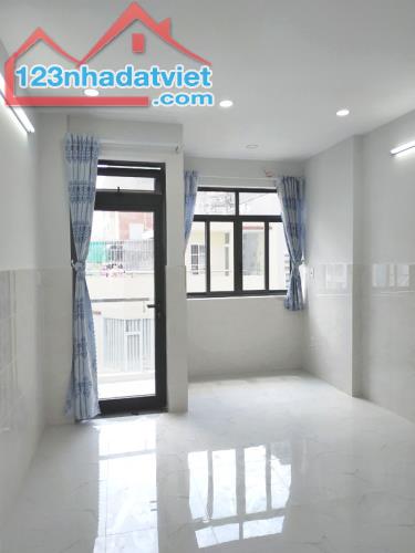 Chỉ còn 1 phòng cho nữ thuê tại quận Bình Thạnh, 25m2 mới đẹp, ban công, cửa sổ, hẻm 7m. - 1