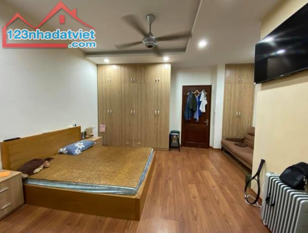 BÁN NHÀ ĐẸP DÂN XÂY PHỐ LẠC LONG QUÂN 48M2 5TẦNG 6.3TỶ GẦN HỒ TÂY - 1