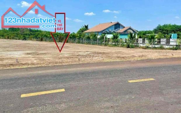 CẮT LỖ 10X40=400M2 THỔ CƯ SHR 260TRIỆU/SỔ GIÁ BAO SỔ MT ĐƯỜNG TỈNH LỘ CẠNH CHỢ, ỦY BAN