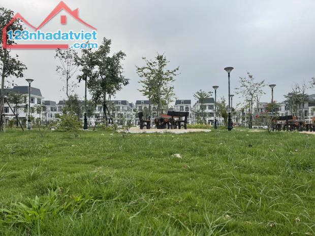 🏡Chuyển nhượng Biệt thự 300m2 giá chỉ hơn 50tr/m2 tại HUD Mê Linh Central - Đóng tiến độ - 4