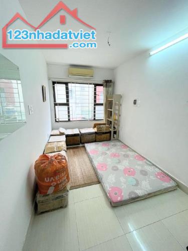 Bán Nhà Đống Đa 17/20m x 5 Tầng Gần Phố Giá 2.85 Tỷ. - 1