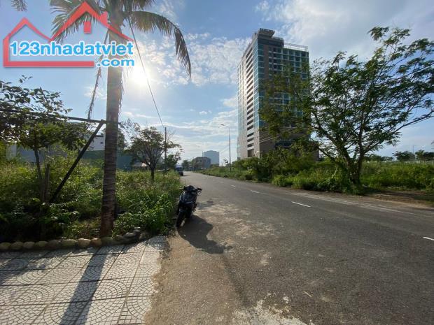 Bán đất Biệt Thự đường Nguyễn Đình Hoàn Khu Habour Ville Dt 220m2 giá 8ty8 có thương lượng - 1