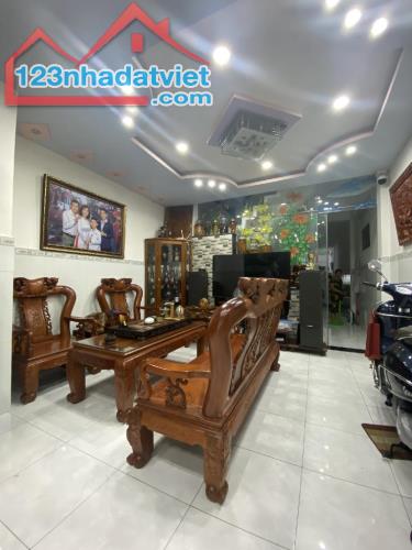 Bán Nhà Mặt Tiền Âu Cơ, Tân Bình, 160m2, 3 Tầng Mới, Nội Thất Cao Cấp, Nhỉnh 28 Tỷ TL. - 2