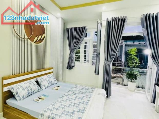 DUY NHẤT CÒN LẠI TRONG KHU VIP PHAN HUY ÍCH - 2 TẦNG - NHÀ MỚI ĐẸP VÀO Ở NGAY - 2