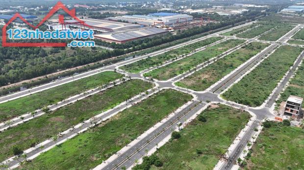 Bán đất ngộp 100m2 ở mặt tiền đường 30m An Hạ xã Phạm Văn Hai, Bình Chánh giá 2.6 tỷ. - 2