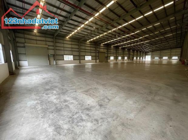 Cho thuê xưởng 2400m2 giá 235 triệu -KCN Nhơn Trạch-Đồng Nai