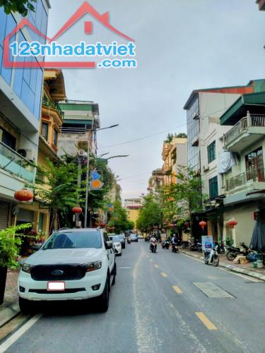 TỨ HIỆP, THANH TRÌ - 67.9m2 MT4.2m 8.5 tỷ - Ô TÔ VÀO NHÀ - Ở CỰC SƯỚNG - KINH DOANH