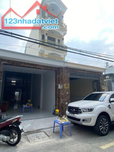 Bán nhà mặt tiền 3 lầu 4x22m giá 6,5 tỷ Trung Mỹ Tây 01, Q.12