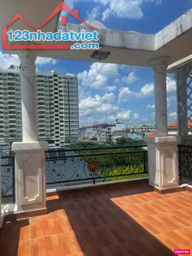 NHÀ XÂY HIỆN ĐẠI 5 TẦNG, DTSD 240M- 5PN - Ô TÔ 12M - AN DƯƠNG VƯƠNG BÌNH TÂN- chỉ 8tỷ3 - 2