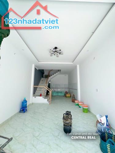 Sở hữu nhà tân cổ điển chỉ với 900 triệu sang tên ngay - 1