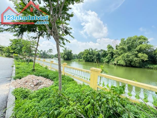 HOT Đất 2 Thoáng View Hồ-Đường Ô Tô Tải Tránh-DT 57m²-MT 4M-Xóm Thượng-Cổ Loa-Đông Anh