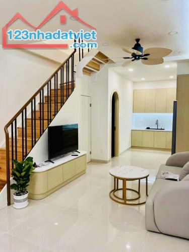 🏠 GẤP BÁN NHÀ ĐẸP QUẬN 7, 56M2, NHỈNH 4 TỶ - 1