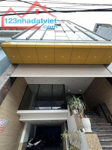 Bán nhà mặt phố Lạc Long Quân, Tây Hồ. 132 m2 x 7T x Mt 7,6m. Ô Tô Kinh Doanh Cho Thuê.